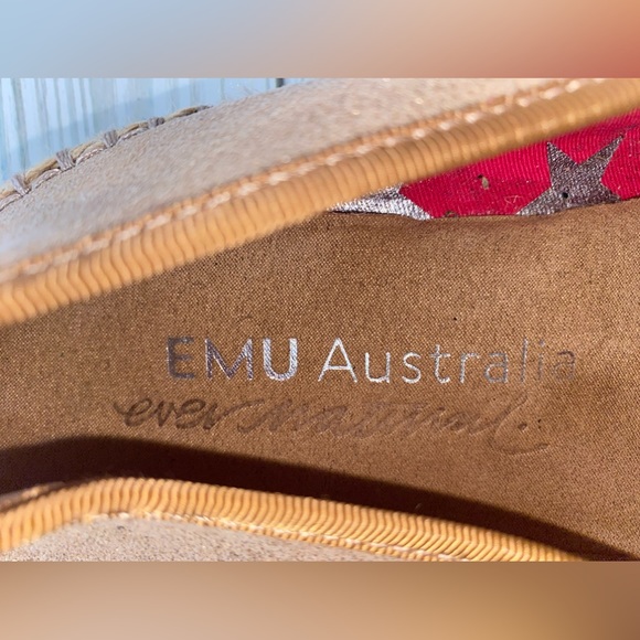 EMU AUSTRALIA Girls Gold Slip On K6 - Picture 10 of 11
